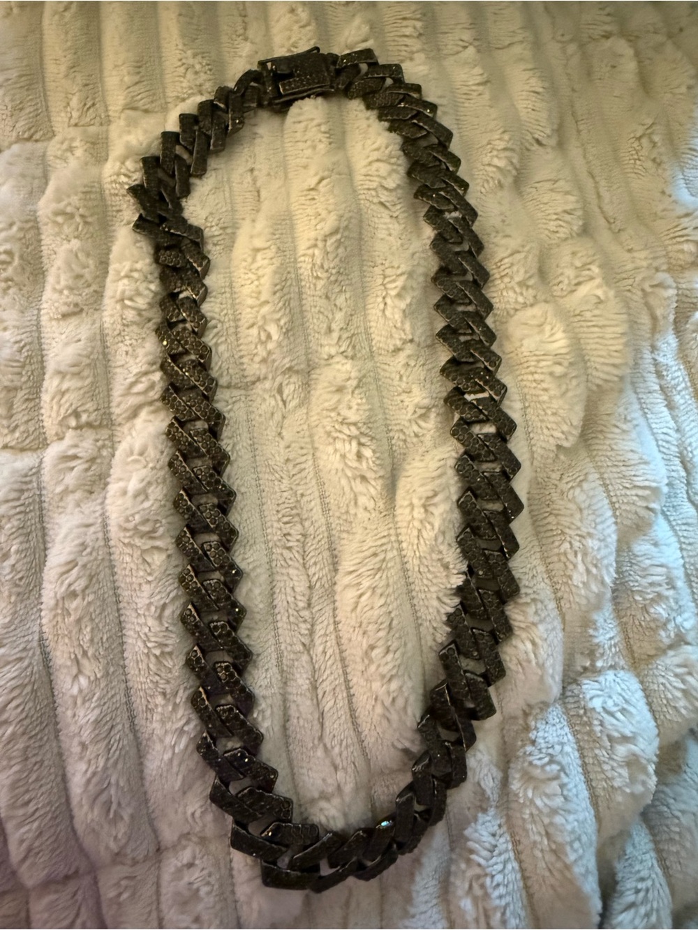 Chunky Pavé Link Necklace in Gunmetal